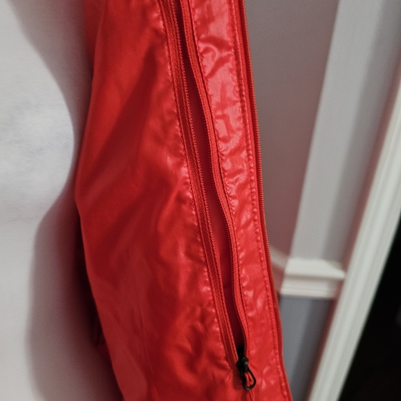 The North Face "Men's" Thermoball Eco Jacket in Fiery Red, Size XXXL - Picture 7 of 13